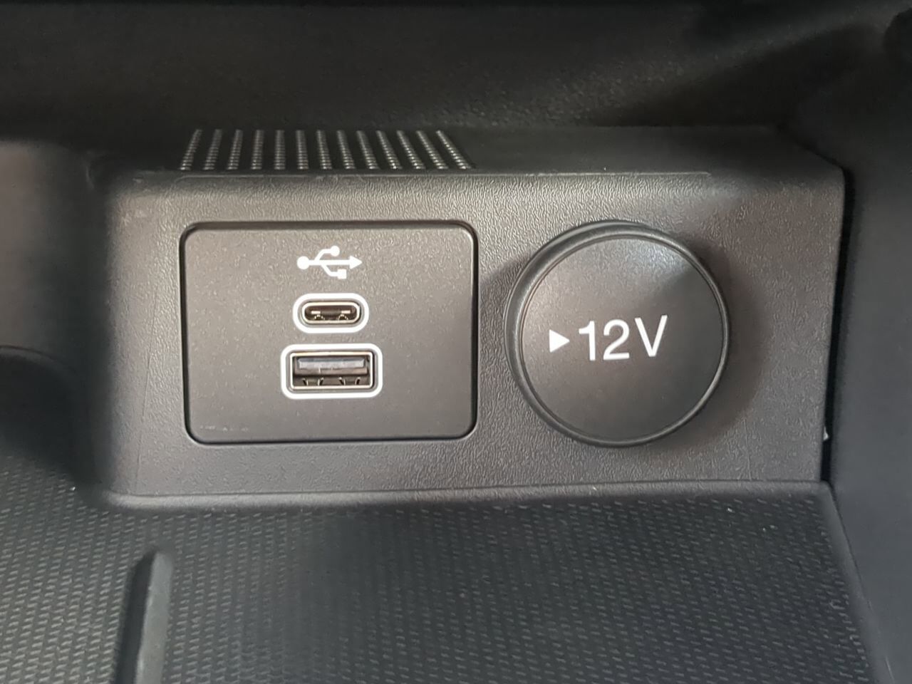2025 Ford Escape ST-Line Winder GA