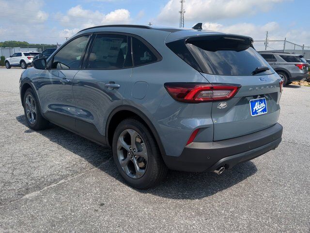 2025 Ford Escape ST-Line Winder GA