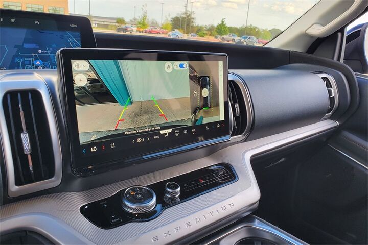 2025 Ford Expedition Active  TX
