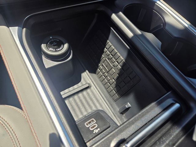 2025 Ford Expedition Active Folsom CA