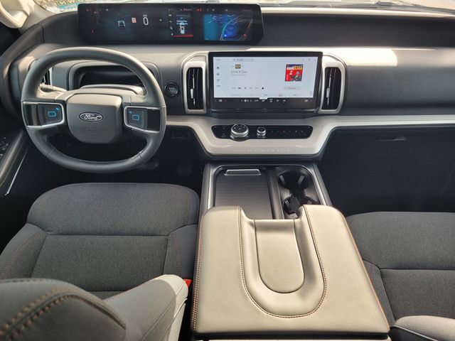 2025 Ford Expedition Active Folsom CA