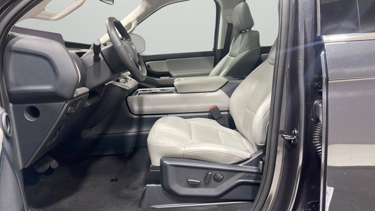 2025 Ford Expedition Active Max Sherwood Park AB