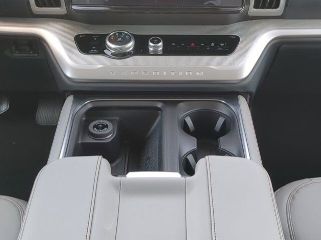 2025 Ford Expedition Active Appleton WI