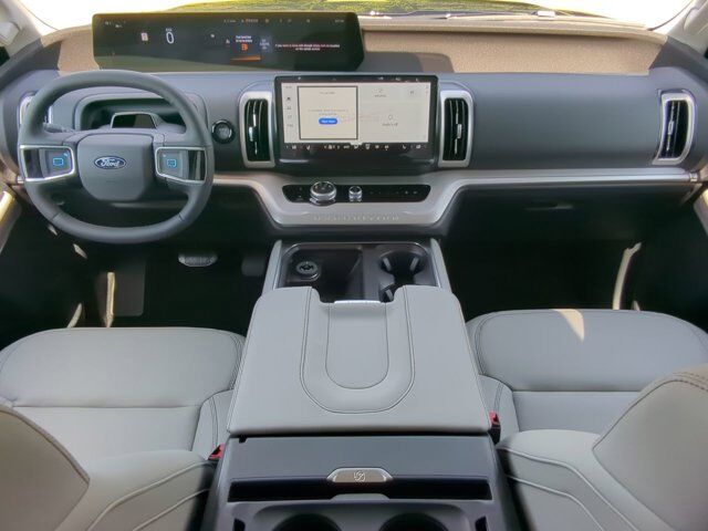2025 Ford Expedition Active Appleton WI