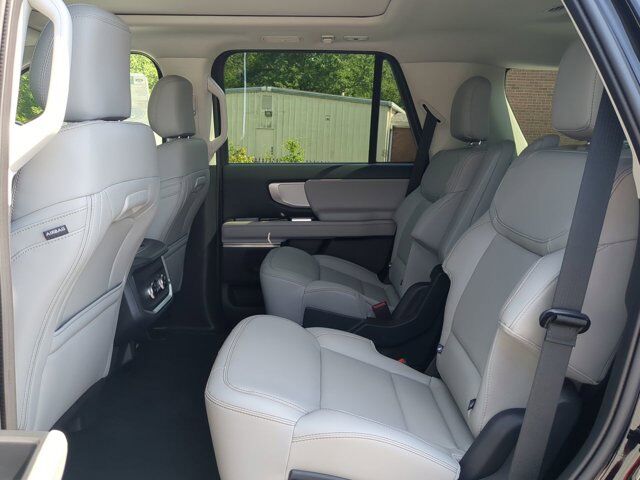 2025 Ford Expedition Active Appleton WI
