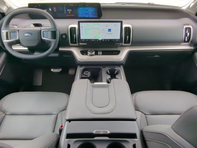 2025 Ford Expedition Active Appleton WI