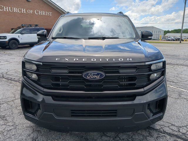 2025 Ford Expedition Active Appleton WI