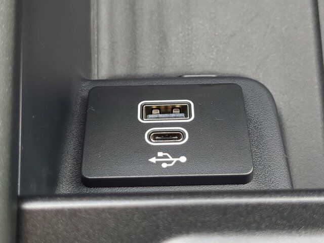 2025 Ford Expedition Active Appleton WI