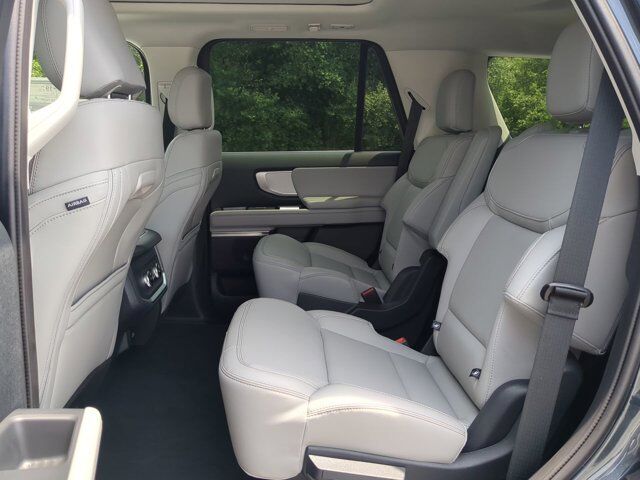 2025 Ford Expedition Active Appleton WI