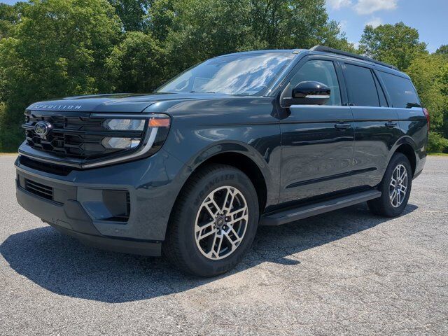 2025 Ford Expedition Active Appleton WI