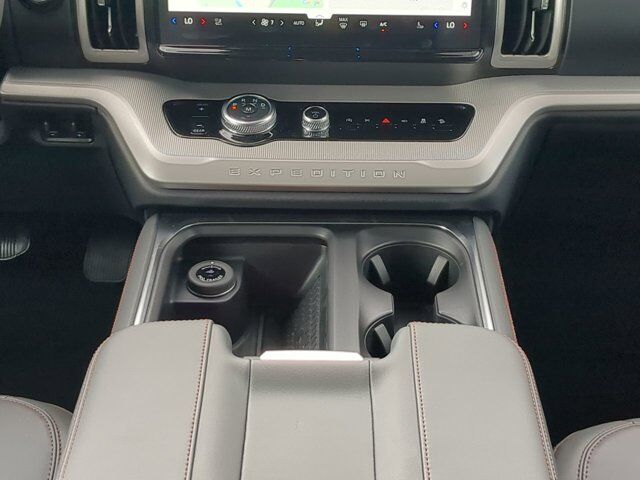 2025 Ford Expedition Active Appleton WI