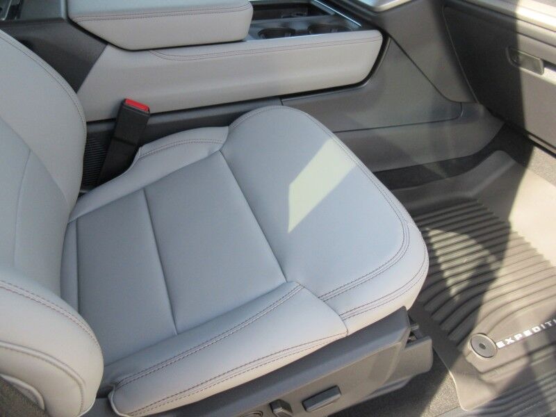 2025 Ford Expedition Active St. George SC