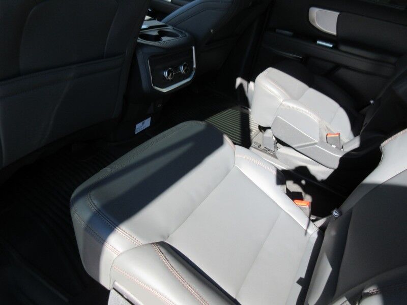 2025 Ford Expedition Active St. George SC