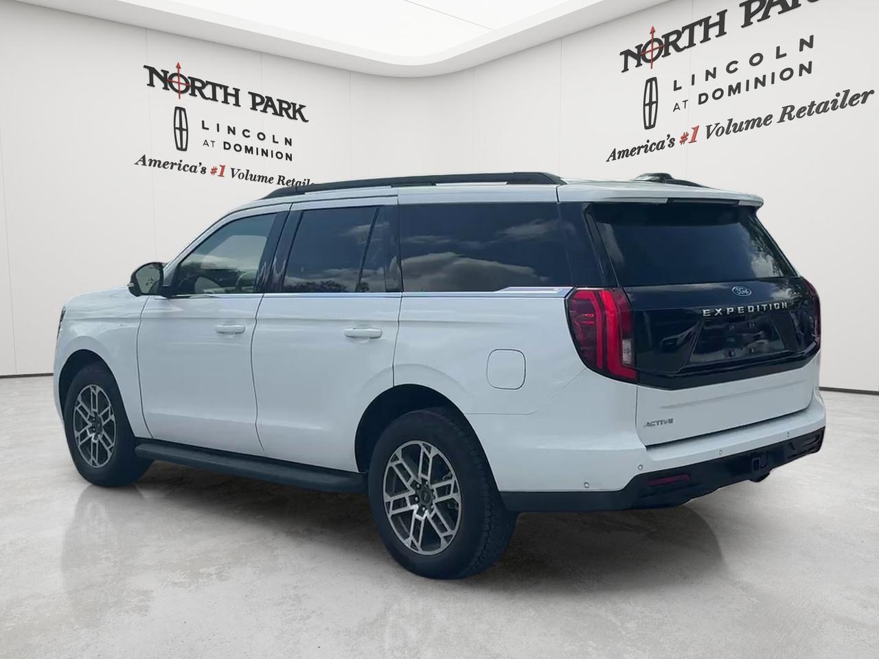 2025 Ford Expedition Active
