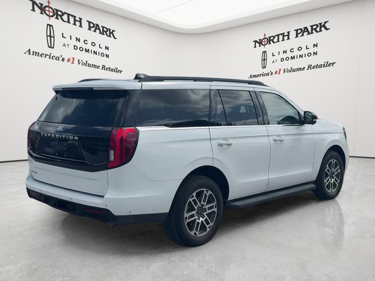 2025 Ford Expedition Active