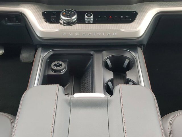 2025 Ford Expedition Active Winder GA
