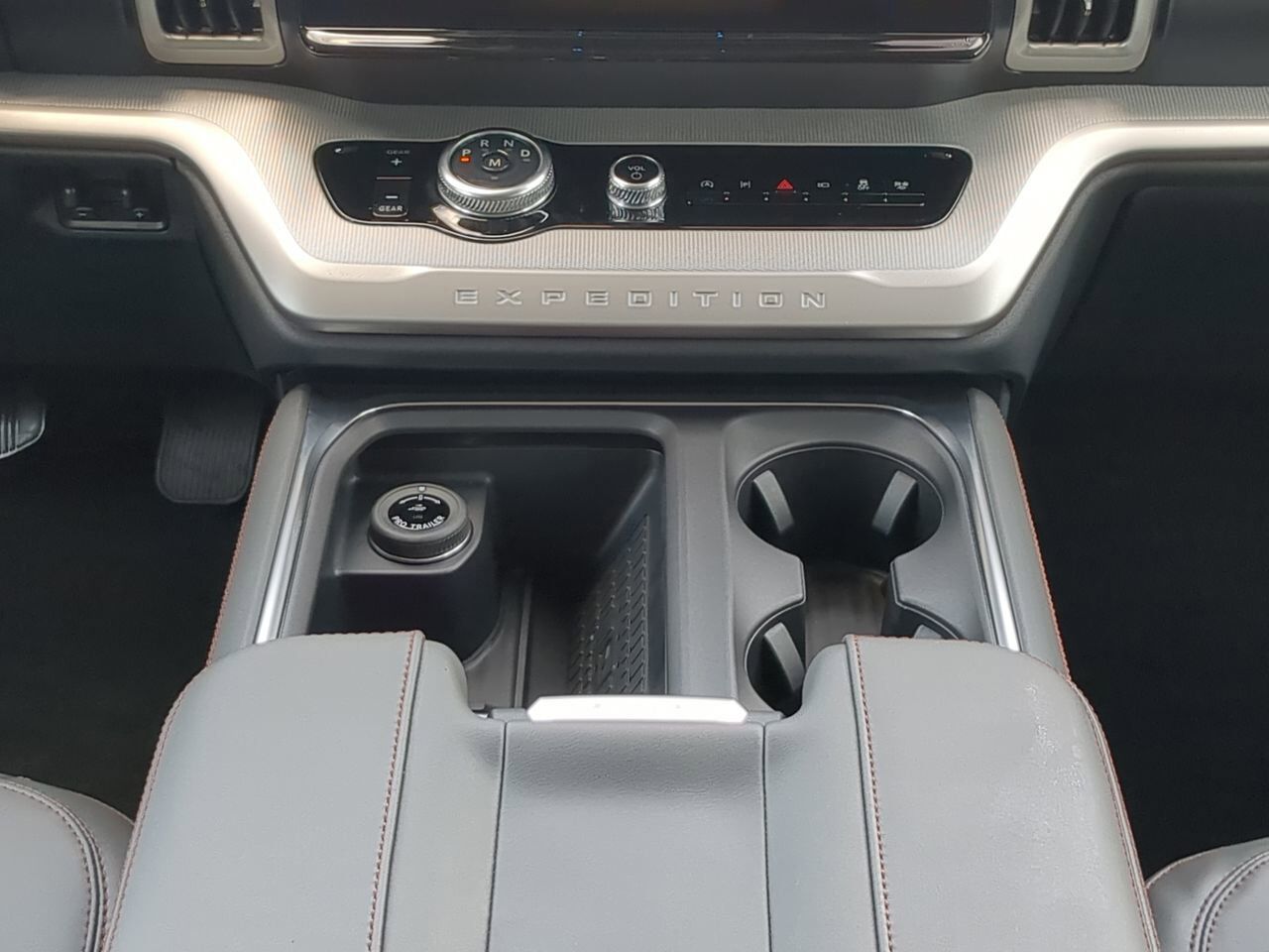 2025 Ford Expedition Active Winder GA