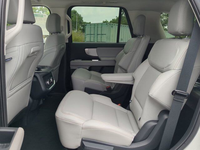 2025 Ford Expedition Active Winder GA