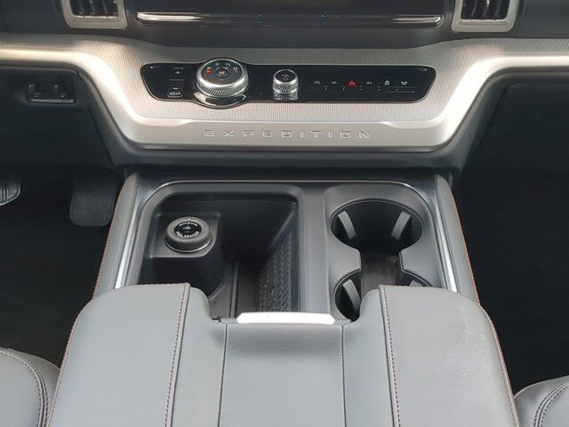 2025 Ford Expedition Active Winder GA