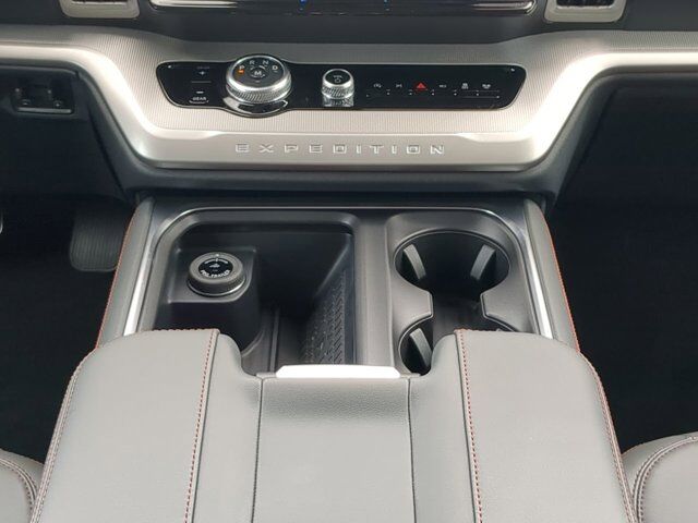 2025 Ford Expedition Active Winder GA