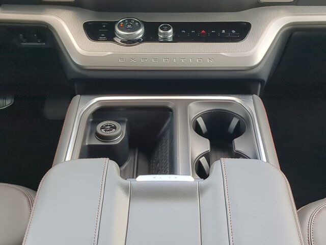 2025 Ford Expedition Active Winder GA