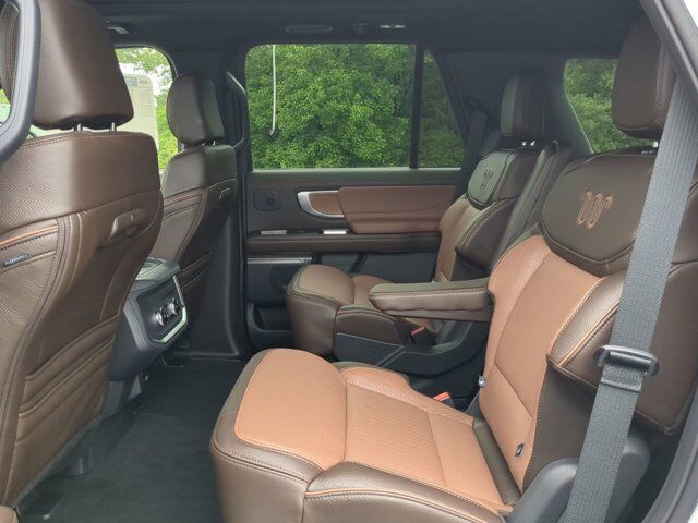 2025 Ford Expedition King Ranch Appleton WI