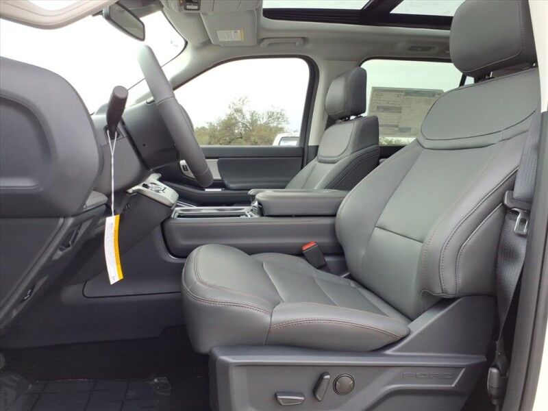 2025 Ford Expedition Max Active Del Rio TX