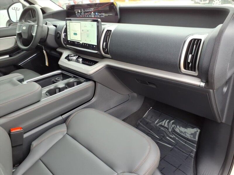 2025 Ford Expedition Max Active Del Rio TX