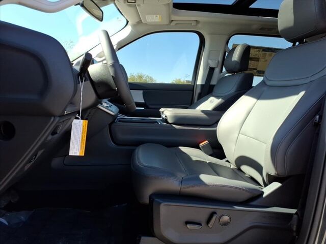 2025 Ford Expedition Max Active  TX