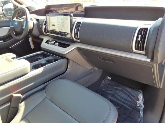 2025 Ford Expedition Max Active  TX