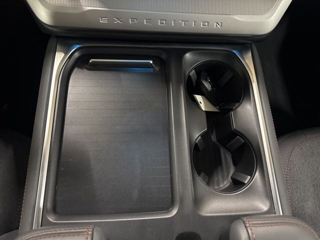 2025 Ford Expedition Max Active Random Lake WI