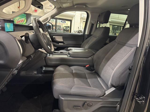 2025 Ford Expedition Max Active Random Lake WI