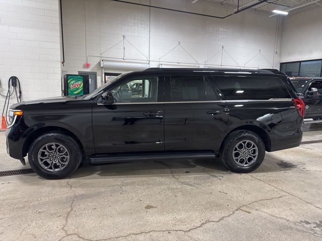 2025 Ford Expedition Max Active Random Lake WI