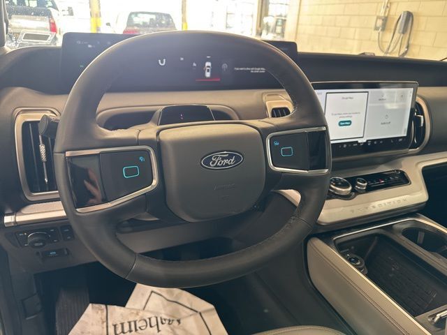 2025 Ford Expedition Max Active Random Lake WI