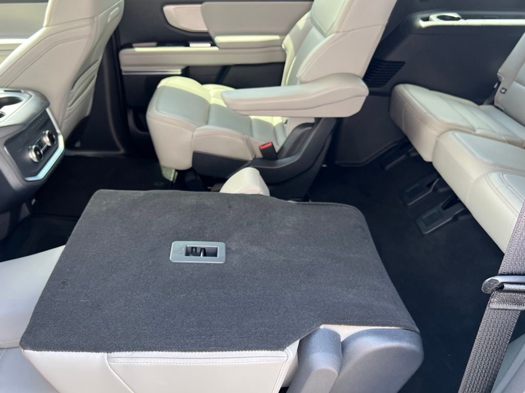 2025 Ford Expedition Max Active Mount Joy PA