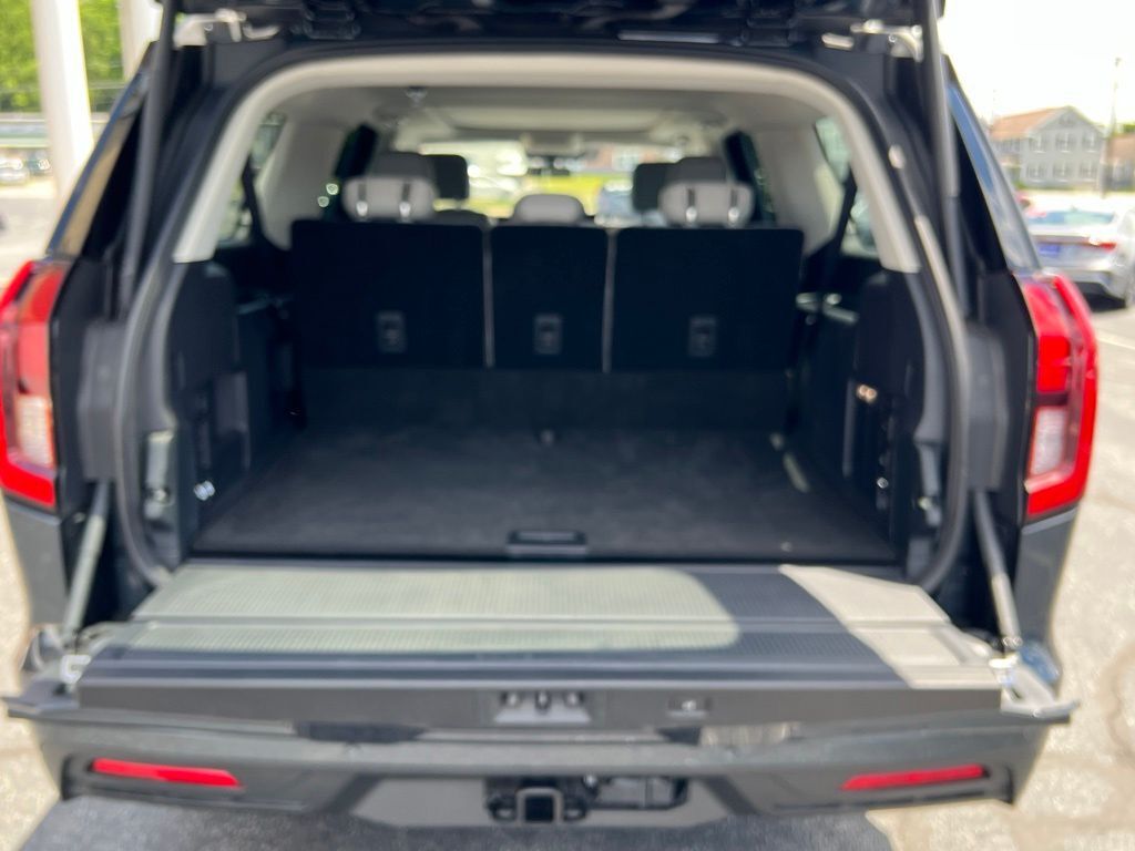2025 Ford Expedition Max Active Mount Joy PA