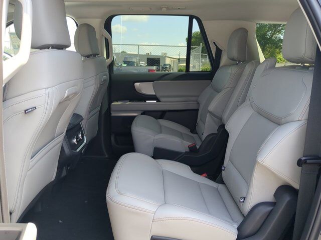 2025 Ford Expedition Max Active Appleton WI