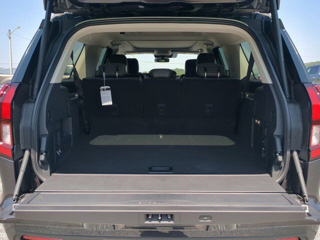 2025 Ford Expedition Max Active Appleton WI