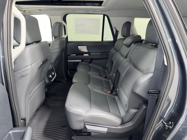 2025 Ford Expedition Max Active Pine River MN