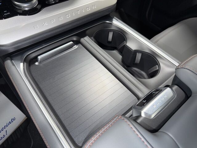 2025 Ford Expedition Max Active Pine River MN