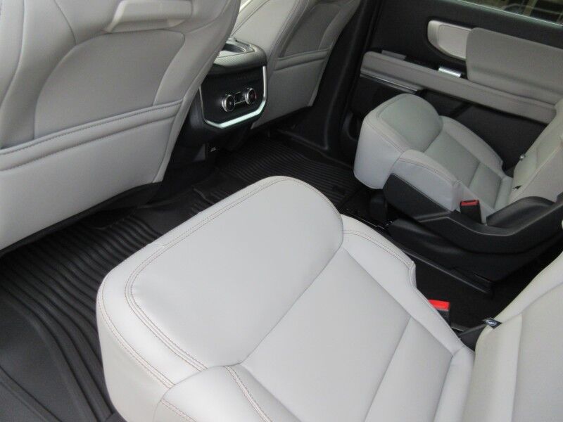 2025 Ford Expedition Max Active St. George SC