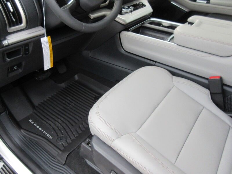 2025 Ford Expedition Max Active St. George SC