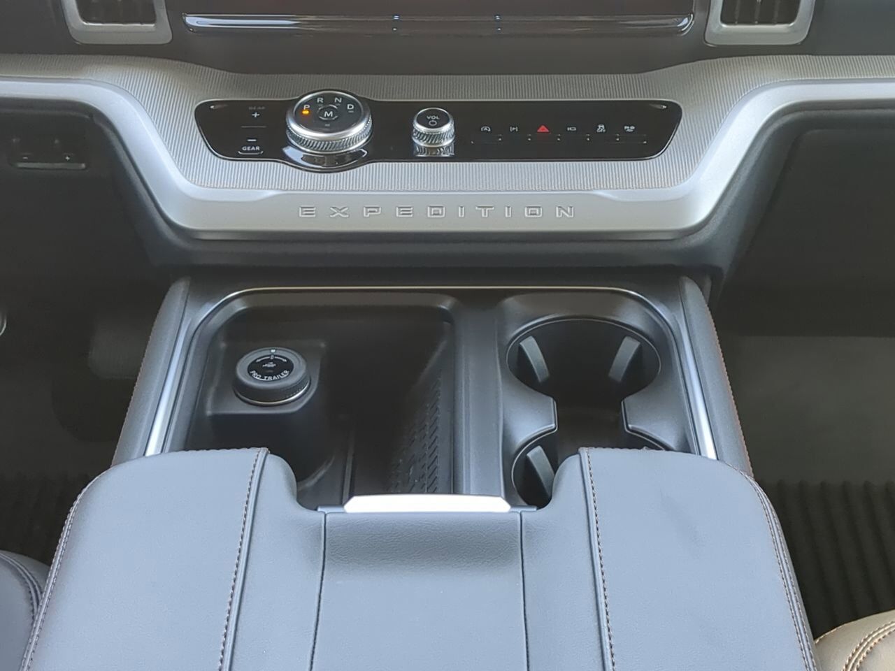 2025 Ford Expedition Max Active Winder GA