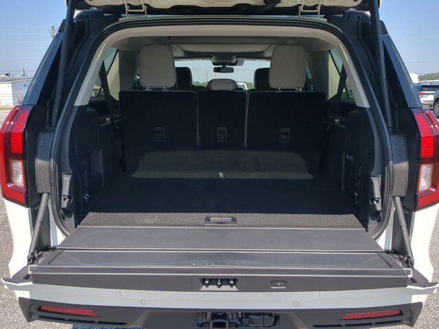 2025 Ford Expedition Max Active Winder GA