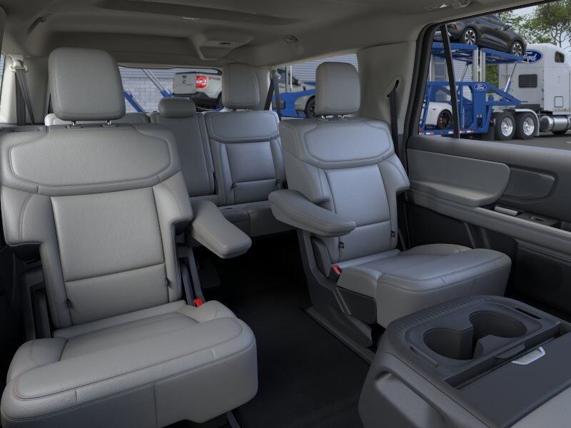 2025 Ford Expedition Max Active Gaithersburg MD