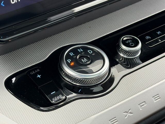 2025 Ford Expedition Max Active Springfield VA