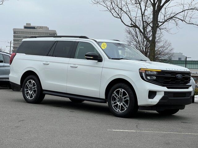2025 Ford Expedition Max Active