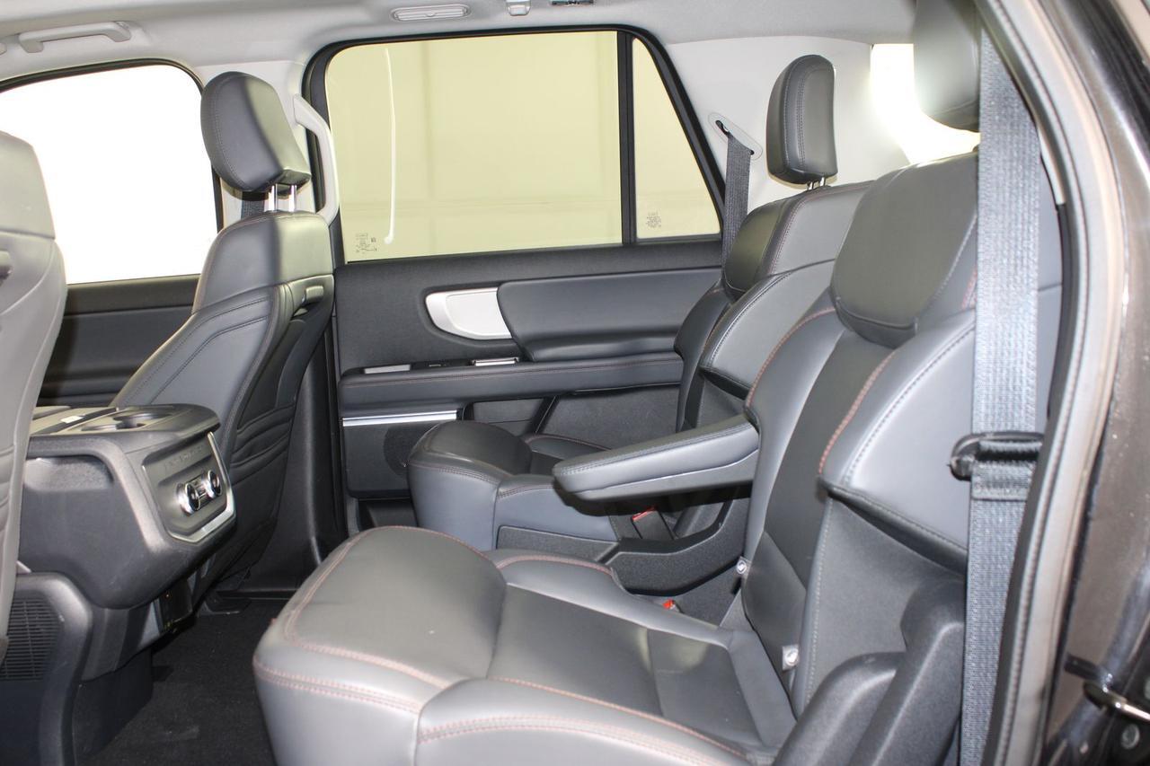 2025 Ford Expedition Max Active Manassas VA