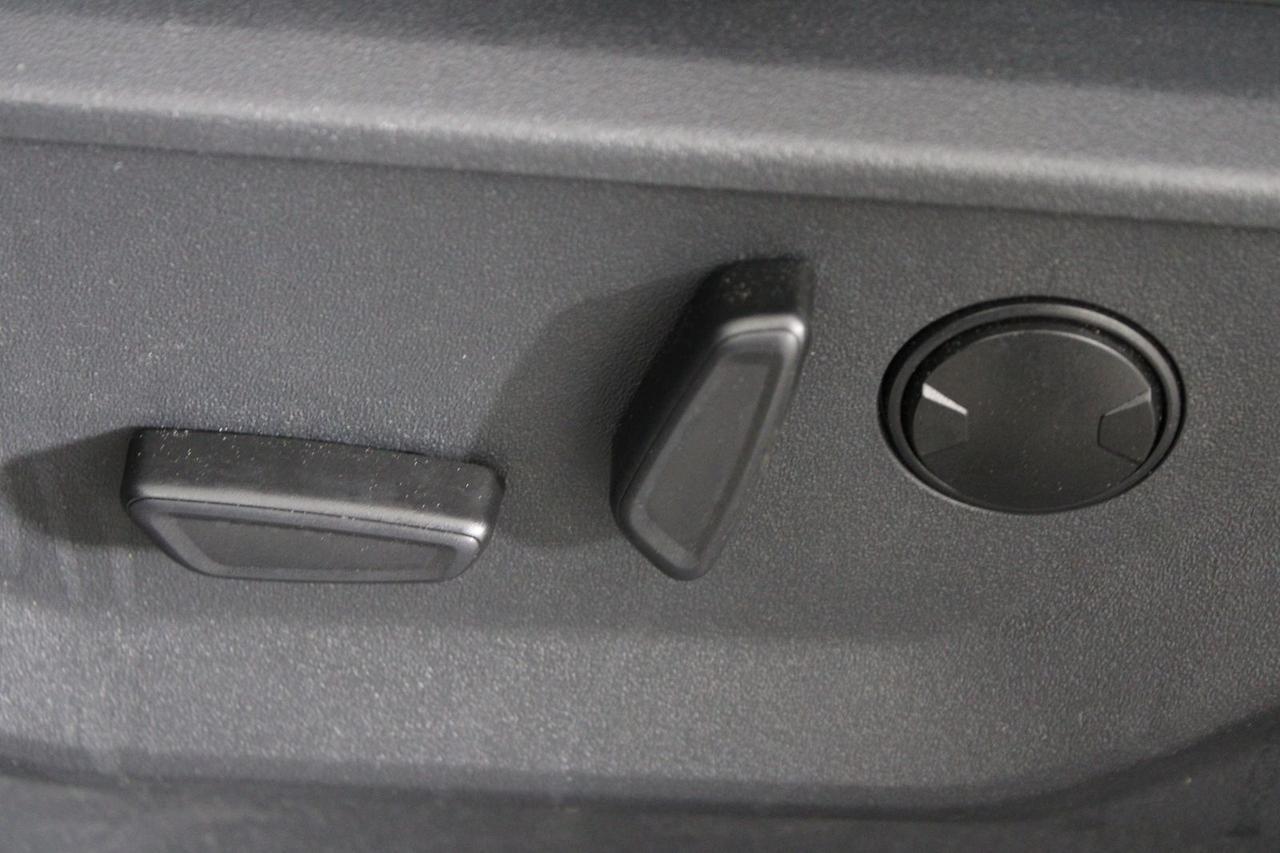 2025 Ford Expedition Max Active Manassas VA