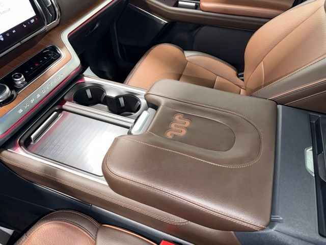 2025 Ford Expedition Max King Ranch Pine River MN